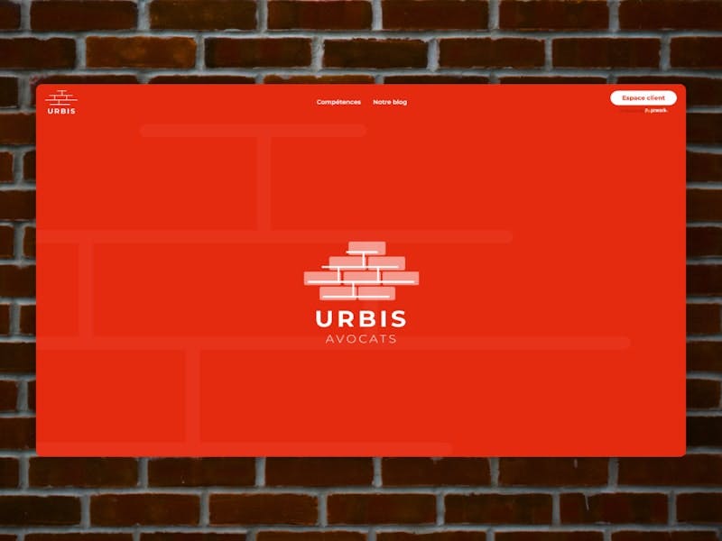 Page d'accueil du site Urbis Avocats sur fond de mur de briques